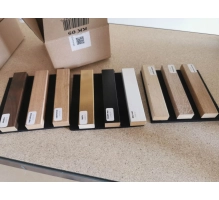 Campione di pannello acustico con 9 colori