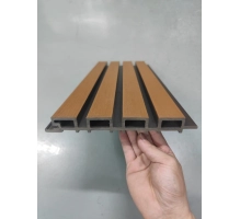 Pannello di facciata WPC TEAK/NERO, superficie SPAZZOLATA, 219x2900 mm, bicolore (0,63 m²)