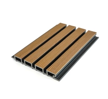 WPC fasadni panel TEAK/ČRNA, 219x2900 mm, valovita tekstura, half co-extrusion (0,63 m²)