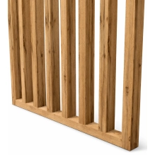 Pareti divisorie in legno realizzate con lamelle decorative (rovere wotan)