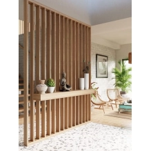 Pareti divisorie in legno realizzate con lamelle decorative (rovere wotan)