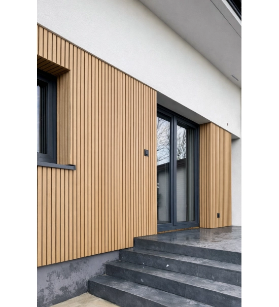 Rivestimento facciata WPC NOCCIOLA, 219x2900 mm, effetto legno (0,63 m²)