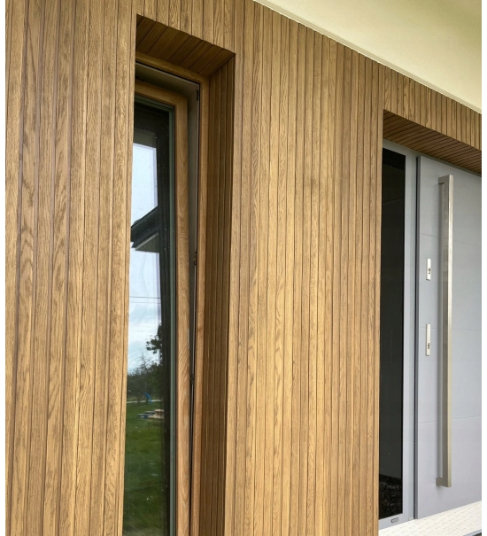 Rivestimento di facciata a lamelle, effetto legno, TOSCANA, 260 x 18 x 0,3 cm (0,47 m²)